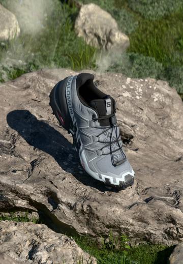 Беговые кроссовки