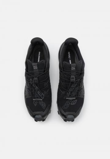 Беговые кроссовки