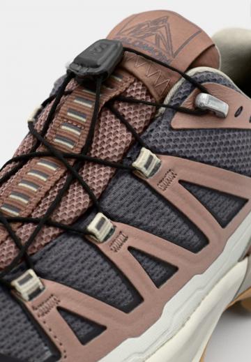 Походная обувь