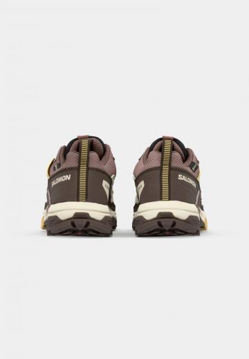 Походная обувь