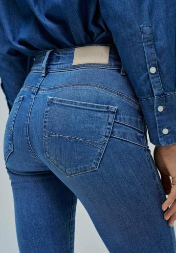 Клешеные брюки