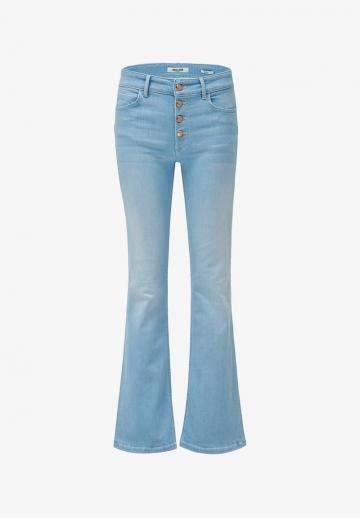 Клешеные брюки