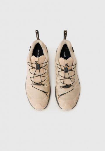 Беговые кроссовки