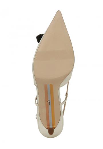 Туфли на высоком каблуке