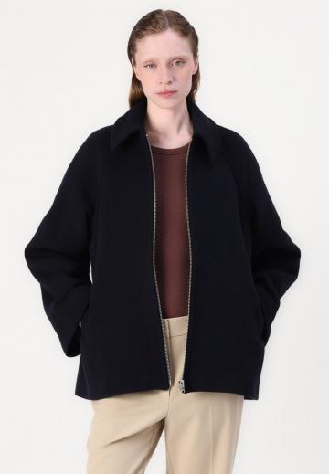 Короткое пальто