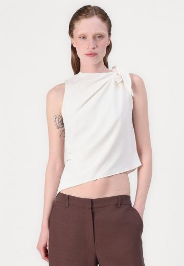 Блузка без рукавов