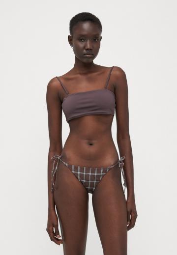 Низ от бикини