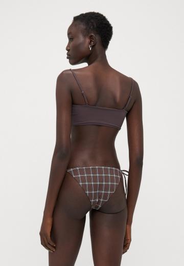 Низ от бикини