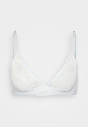 Бюстгальтер без косточек
