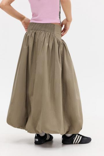 Юбка с накладными карманами