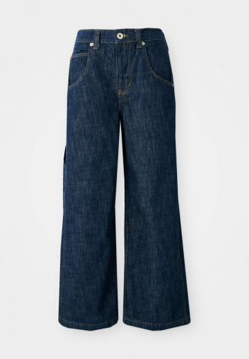 Свободные джинсы