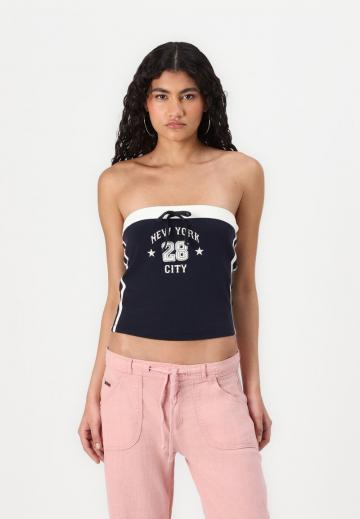 Топ без бретелек