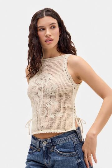 Блузка без рукавов