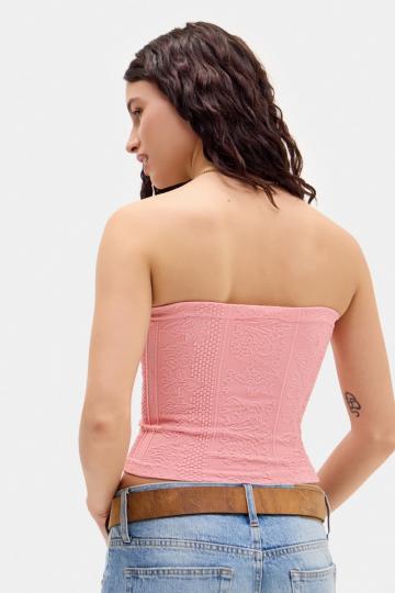 Топ без бретелек