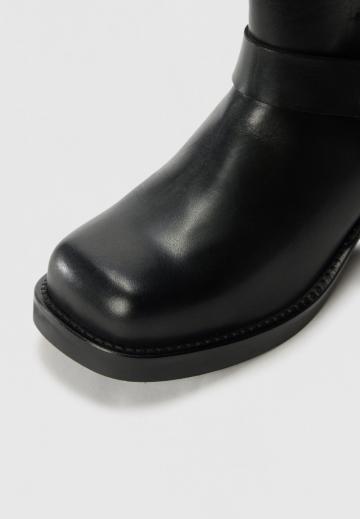 Ковбойские сапожки