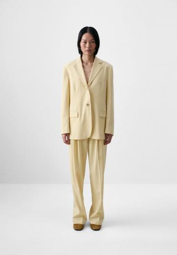 Длинный блейзер