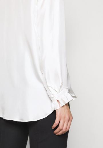 Шелковая блузка