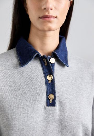 Пуловер с воротником поло