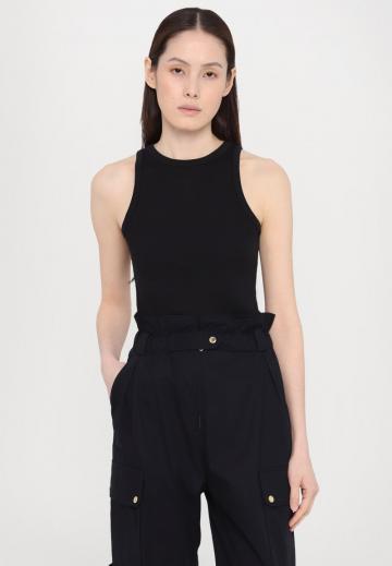 Брюки с накладными карманами