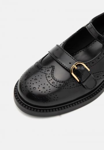 Полуботинки