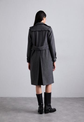 Шерстяное пальто