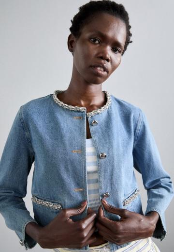 Джинсовая жилетка