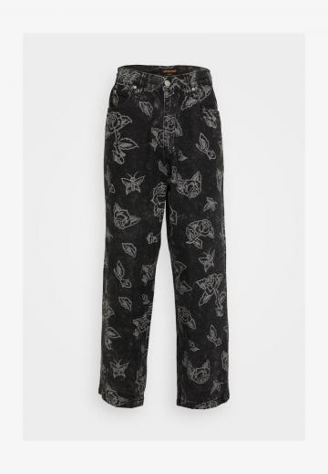 Свободные джинсы