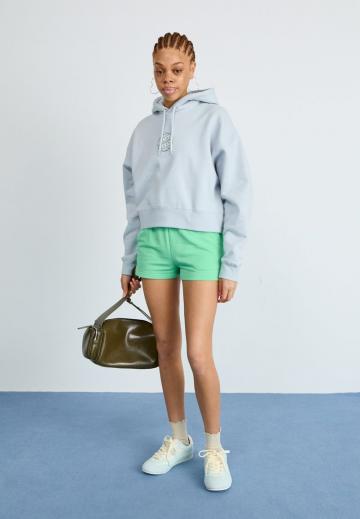 Пуловер с капюшоном