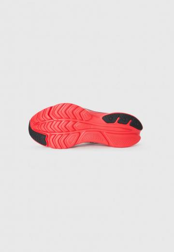 Беговые кроссовки