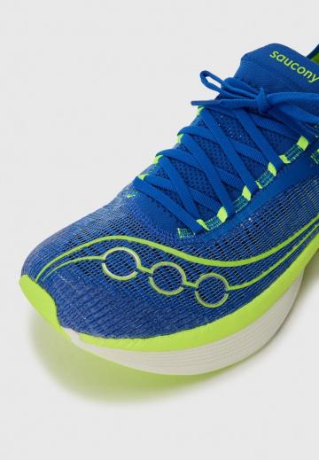 Беговые кроссовки