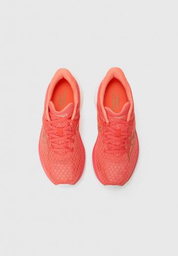 Беговые кроссовки