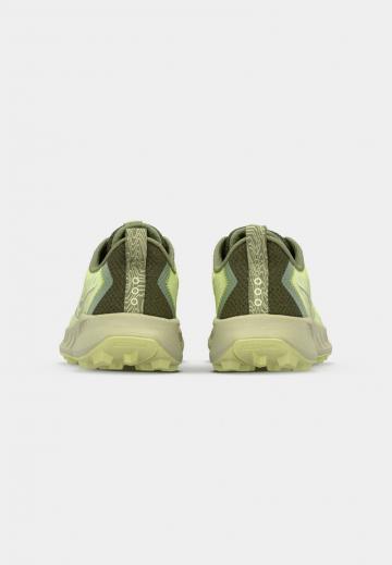 Беговые кроссовки