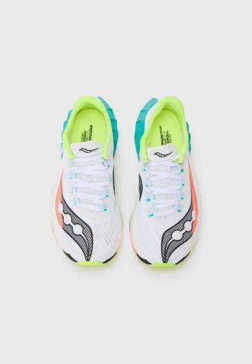 Беговые кроссовки