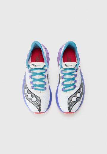 Беговые кроссовки