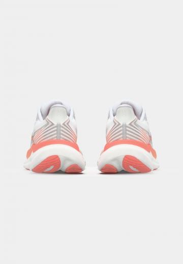 Беговые кроссовки