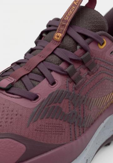 Беговые кроссовки