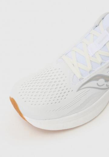 Беговые кроссовки