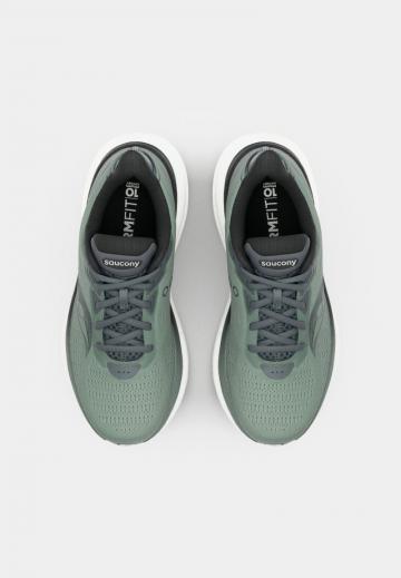 Беговые кроссовки