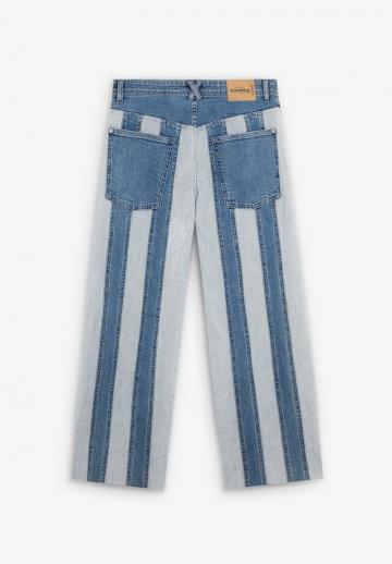 Прямые джинсы