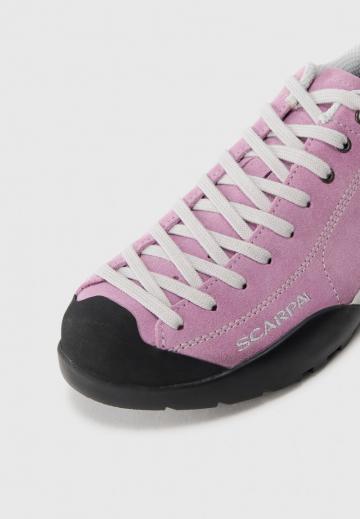 Походная обувь