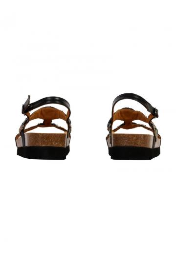 Босоножки на танкетке