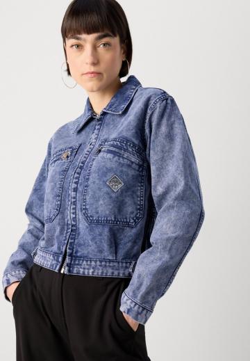 Джинсовая куртка