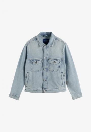 Джинсовая куртка