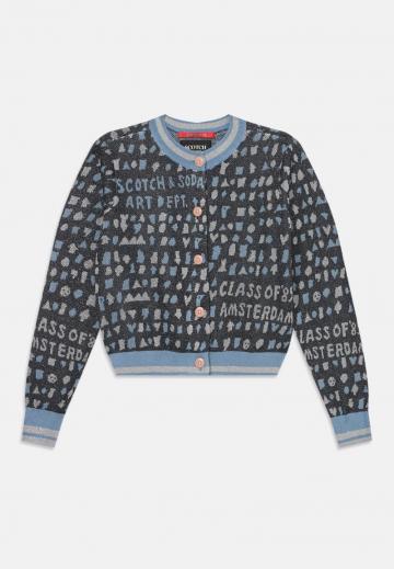 Вязаная кофта