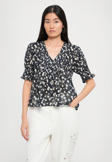 Джинсы бойфренда