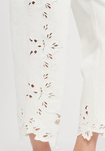 Джинсы бойфренда