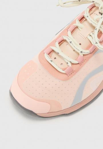 Тренировочные кроссовки