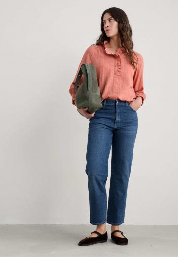 Прямые джинсы