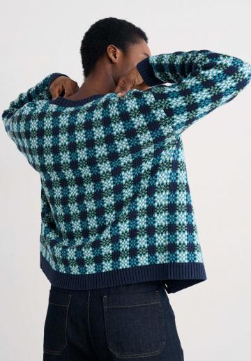 Жаккардовая вязаная кофта