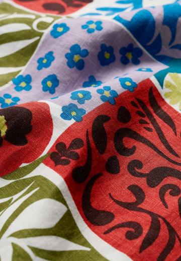 Блузка без рукавов